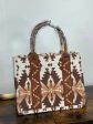 WRANGLER WHITE SAND AZTEC HAND BAG Fashion