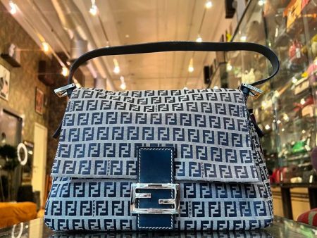 Fendi FF Mamma Baguette Navy For Sale