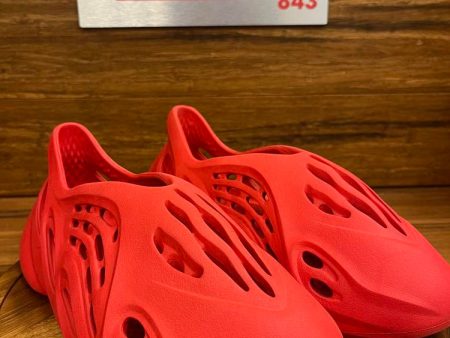 adidas Yeezy Foam RNNR Vermillion Online Hot Sale